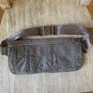 Rare Y2K Lululemon Utility Belt Bag Taupe Multi Pocket Dog Walking Waist Pack